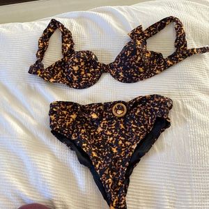 Tortoise Weworewhat bikini set - medium never worn but without tags